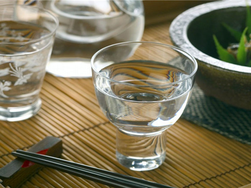 甲醇檢測儀，為禮品用酒做檢查